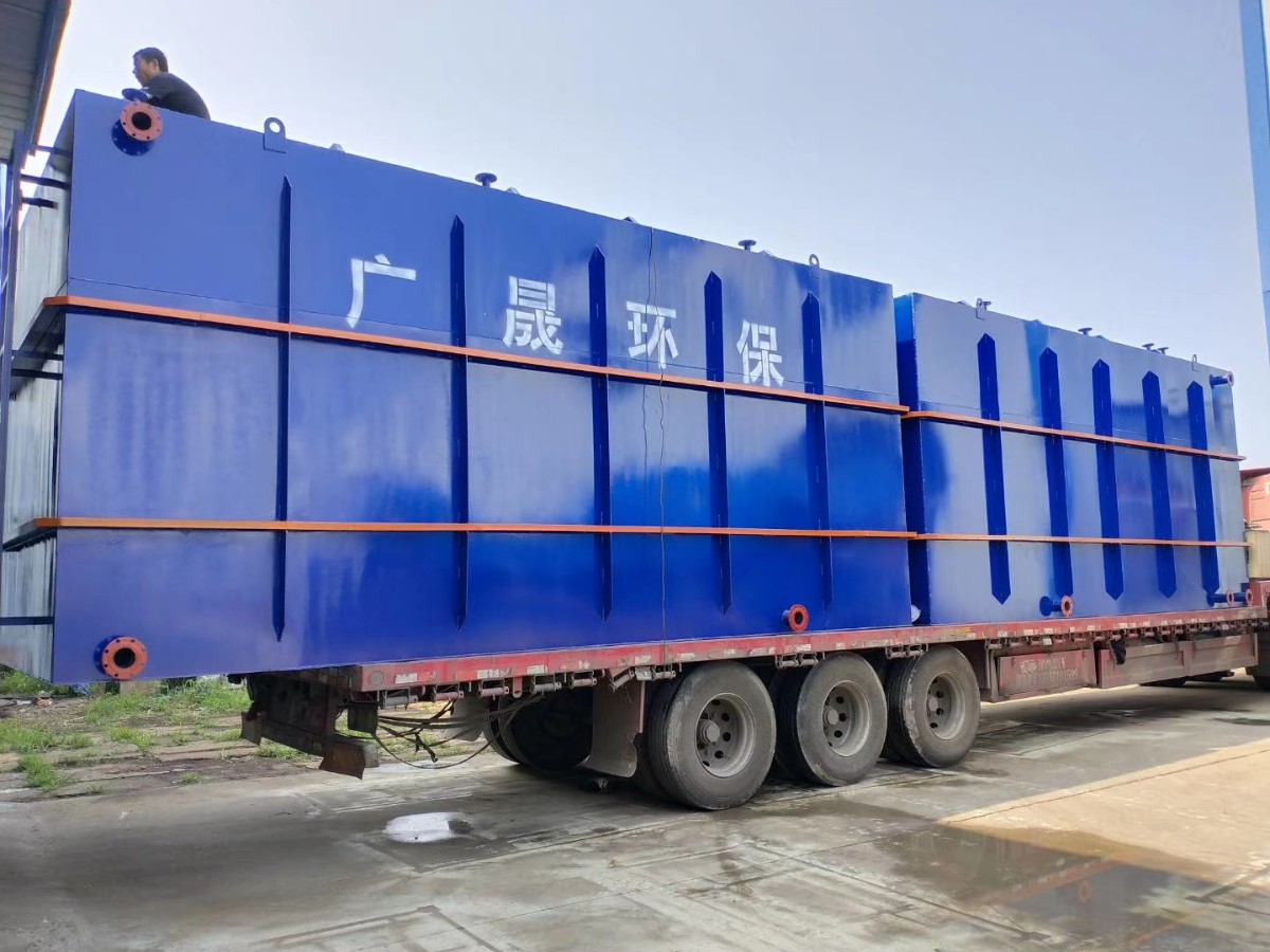 藍色一體化發(fā)貨車間外 (3).jpg